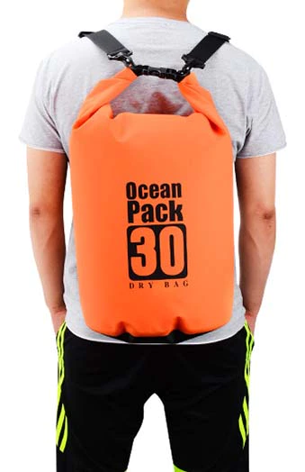 Prosperity light drybag with adjustable shoulder strap for boating