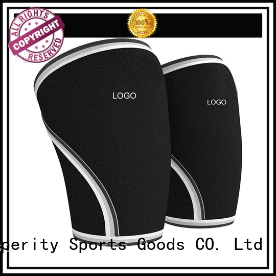 lumbar support in sport trainer belt for squats